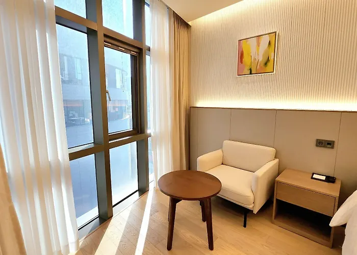 Arban Hotel 3*